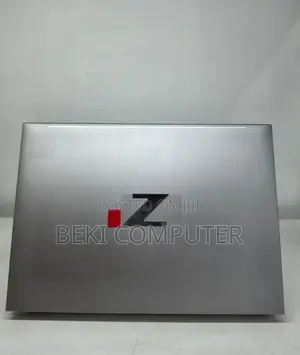 New Laptop HP ZBook Firefly G9 16GB Intel Core i7 SSD 512GB