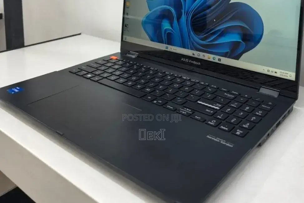 New Laptop Asus VivoBook Flip 14 TP412UA 16GB Intel Core i5 SSD 512GB