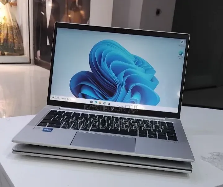 New Laptop HP EliteBook 840 16GB Intel Core i5 SSD 512GB
