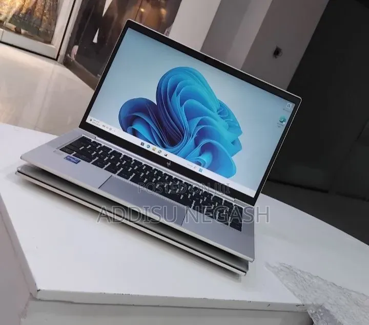 New Laptop HP EliteBook 840 16GB Intel Core i5 SSD 512GB