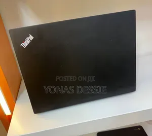Laptop Lenovo ThinkPad E495 8GB Intel Core i7 SSD 512GB