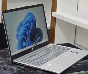 New Laptop HP Stream Notebook 16GB Intel Core i7 SSD 1T
