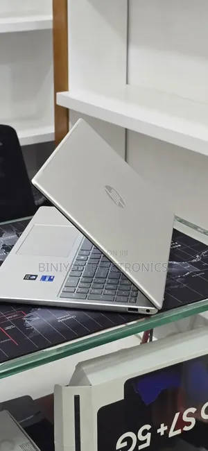 New Laptop HP Stream Notebook 16GB Intel Core i7 SSD 1T