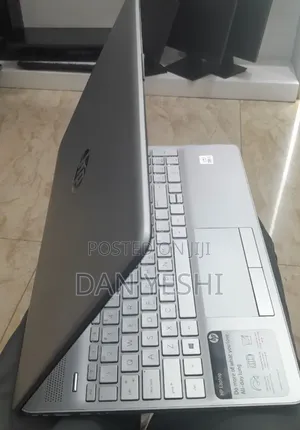 New Laptop HP Stream Notebook 12GB Intel Core i5 SSD 1T