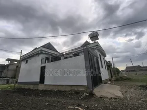 Furnished 4bdrm House in L Sheep, East Shewa for sale