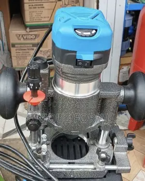 Makita Router Machine 1400 Watt