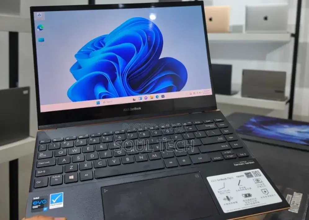 New Laptop Asus Zenbook Flip 13 UX363 16GB Intel Core i7 SSD 512GB