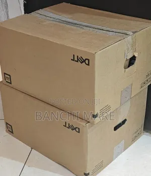 New Laptop Dell Pro 16 8GB Intel Core i5 SSD 512GB