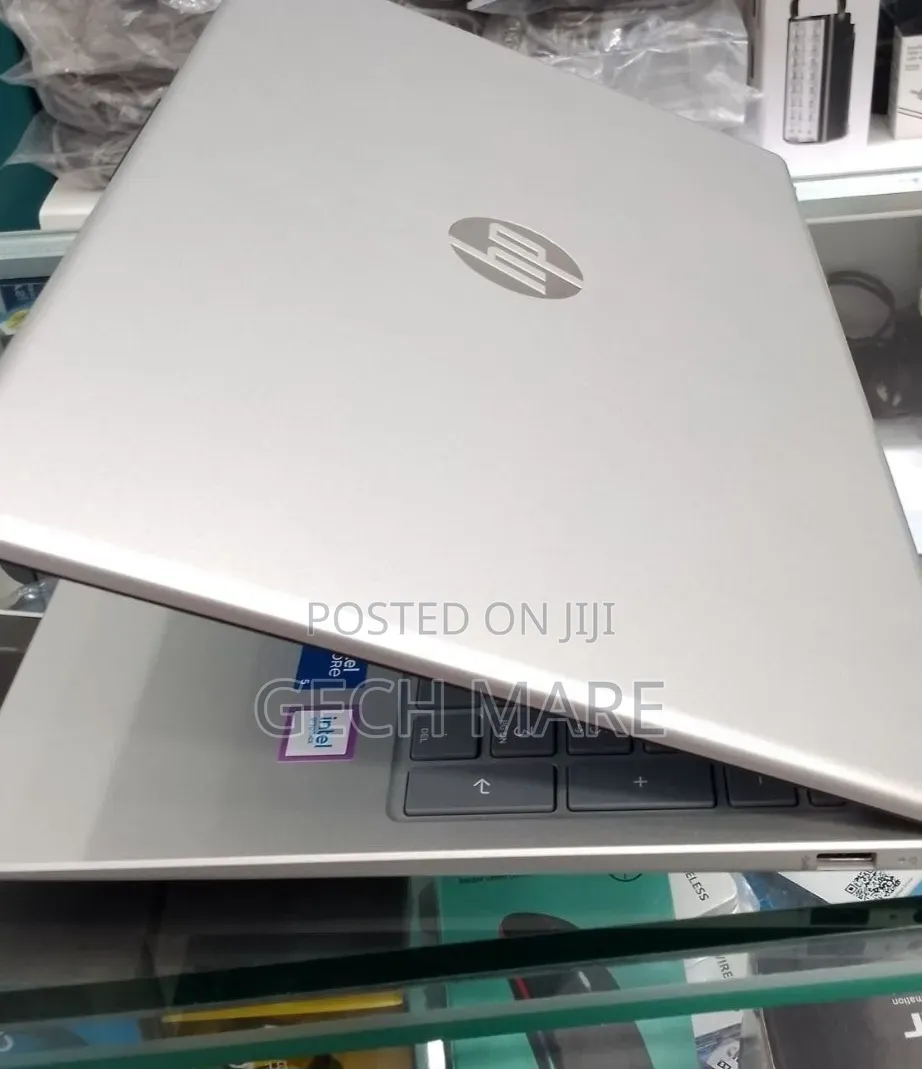 New Laptop HP Stream Notebook 16GB Intel Core i5 SSD 1T