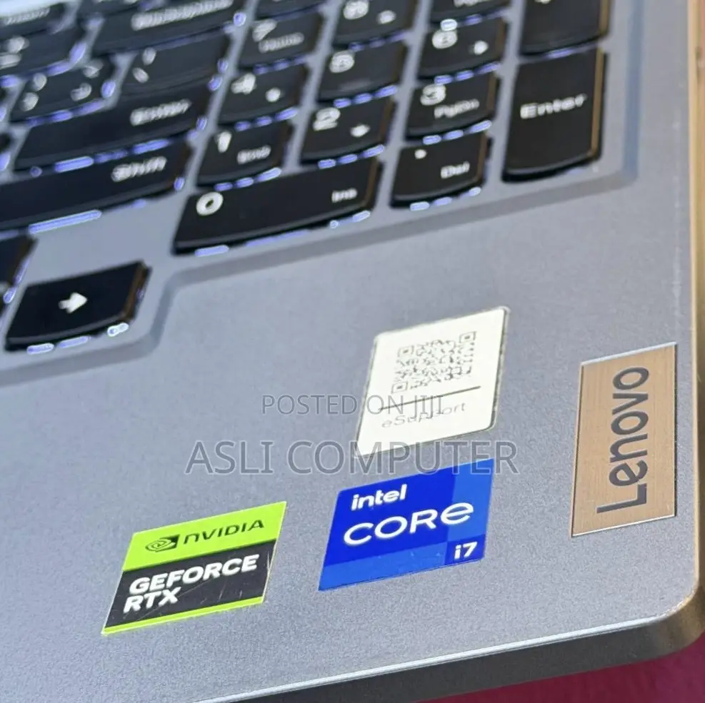 New Laptop Lenovo LOQ 15AHP10 16GB Intel Core i7 SSD 512GB
