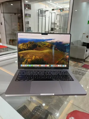 Laptop Apple MacBook Pro 2023 M3 8GB Apple M3 SSD 512GB