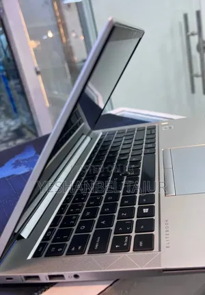 New Laptop HP EliteBook 840 G7 8GB Intel Core i5 SSD 512GB