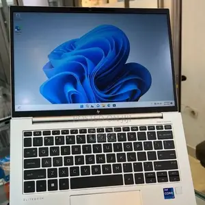 New Laptop HP EliteBook 840 G9 16GB Intel Core i7 SSD 512GB