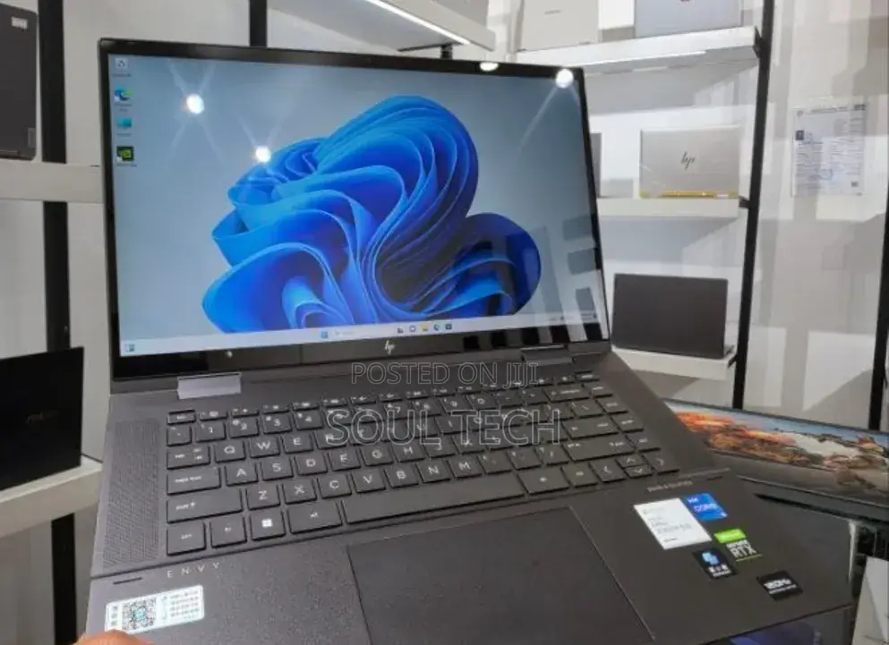 New Laptop HP Envy x360 16GB Intel Core i5 SSD 512GB