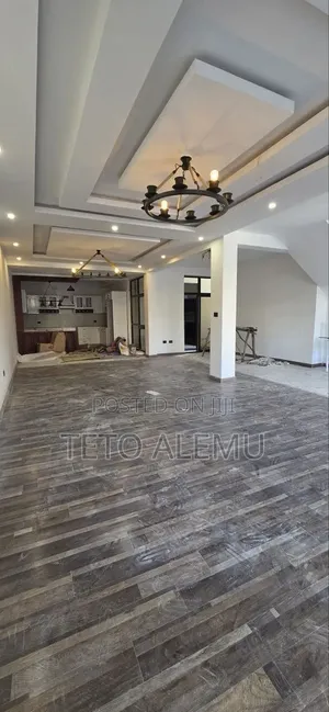 5bdrm House in Bole for sale