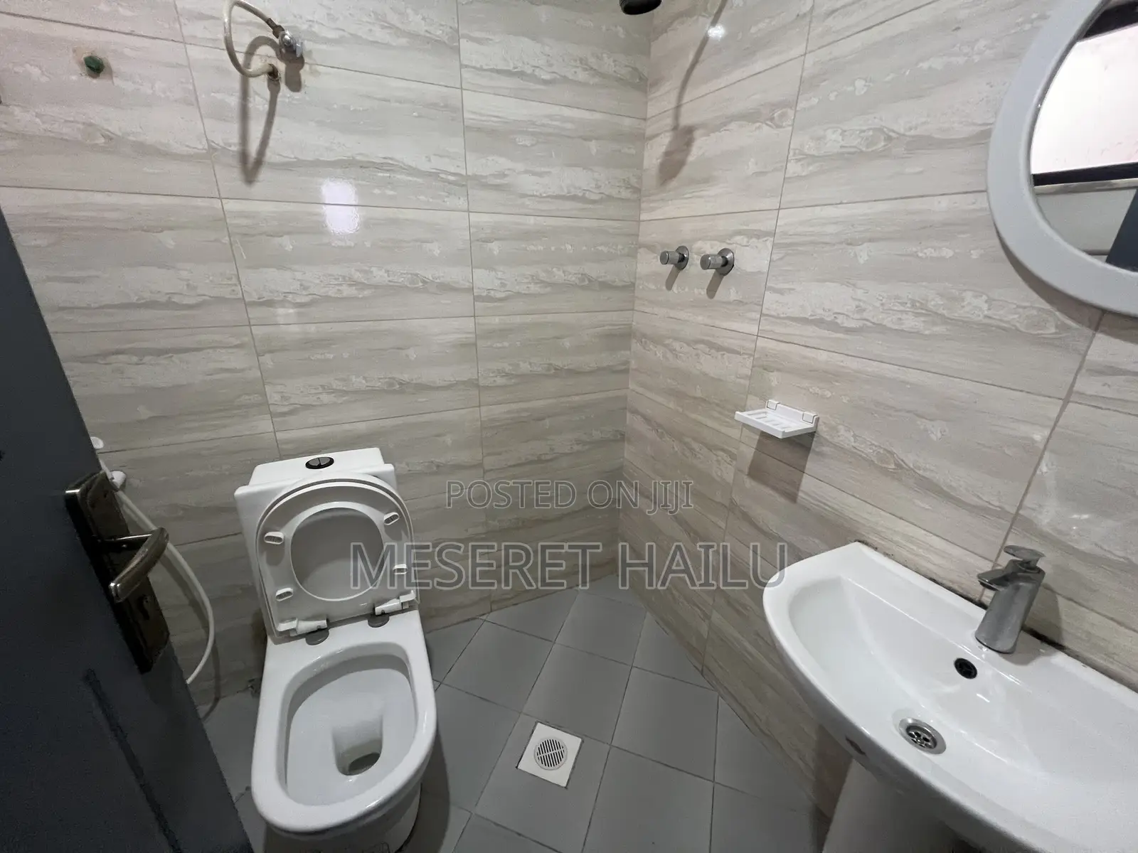 Furnished 2bdrm Apartment in 22, Bole for rent