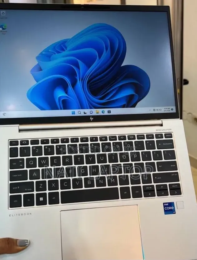 New Laptop HP EliteBook 840 G9 16GB Intel Core i7 SSD 512GB