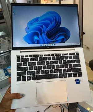 New Laptop HP EliteBook 840 G9 16GB Intel Core i7 SSD 512GB