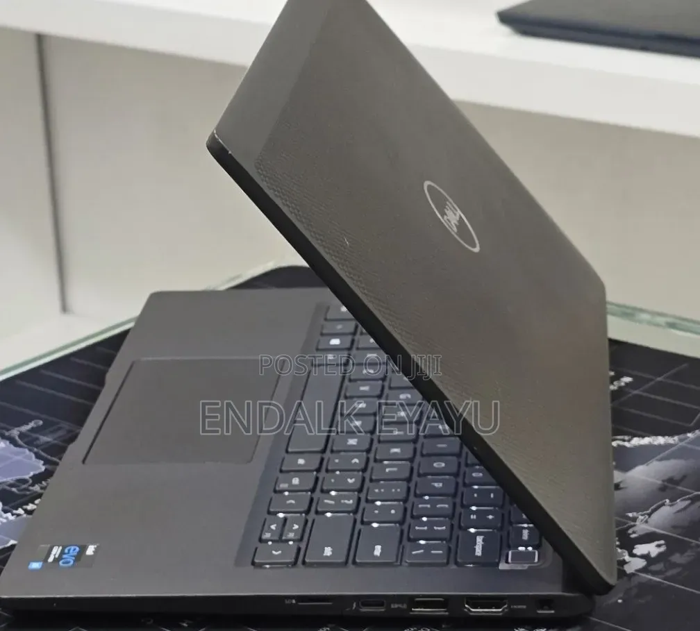 New Laptop Dell Latitude 7420 16GB Intel Core i5 SSD 512GB