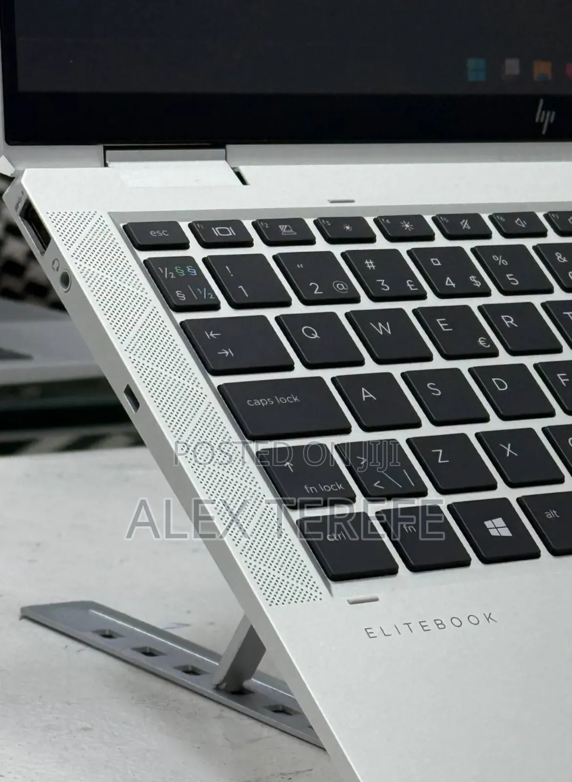 New Laptop HP EliteBook x360 1040 G7 16GB Intel Core i7 SSD 512GB