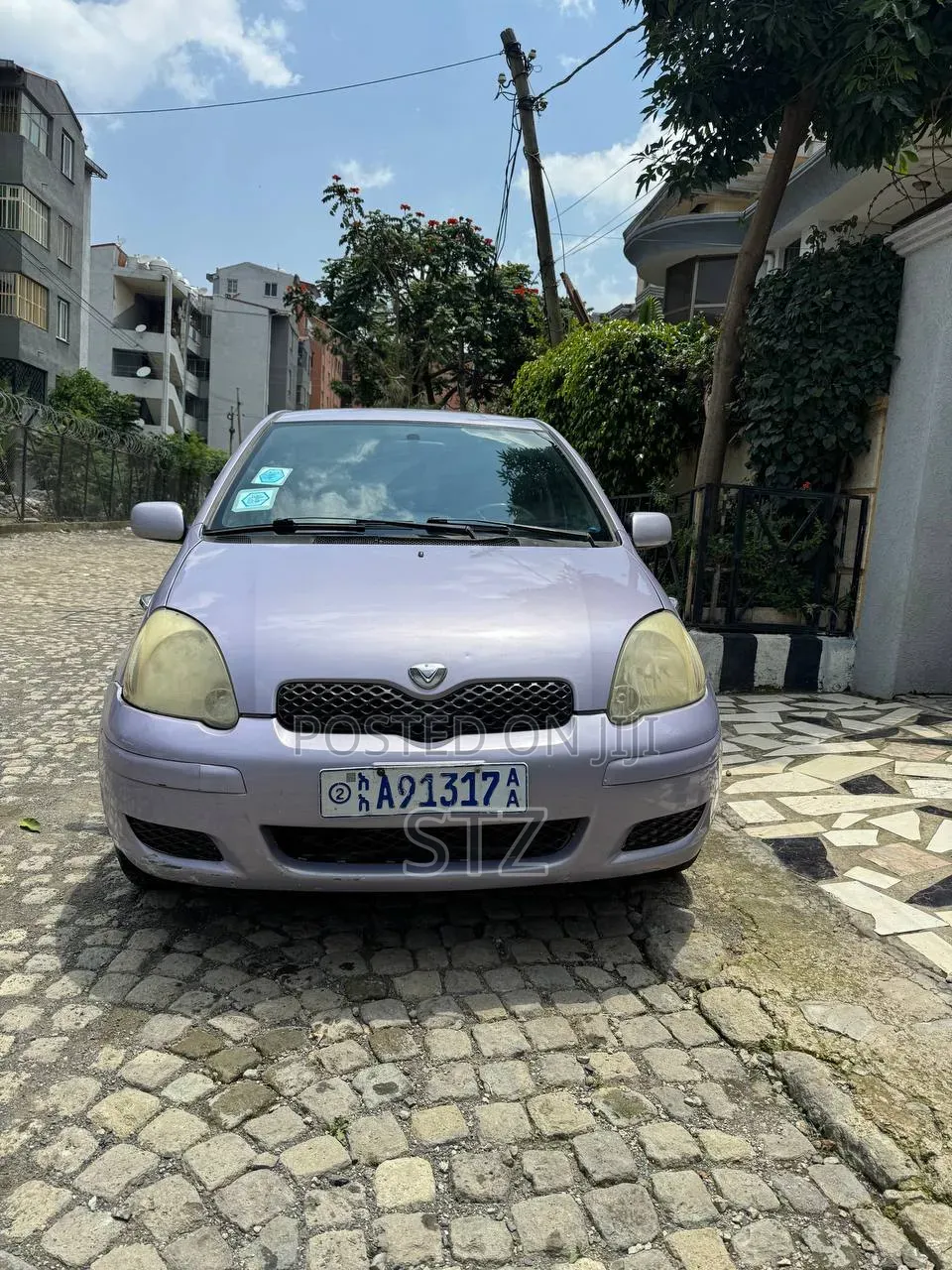 Toyota Vitz 2004 Purple