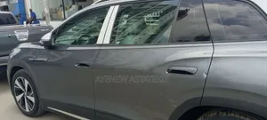 Volkswagen ID.6 2022 Gray