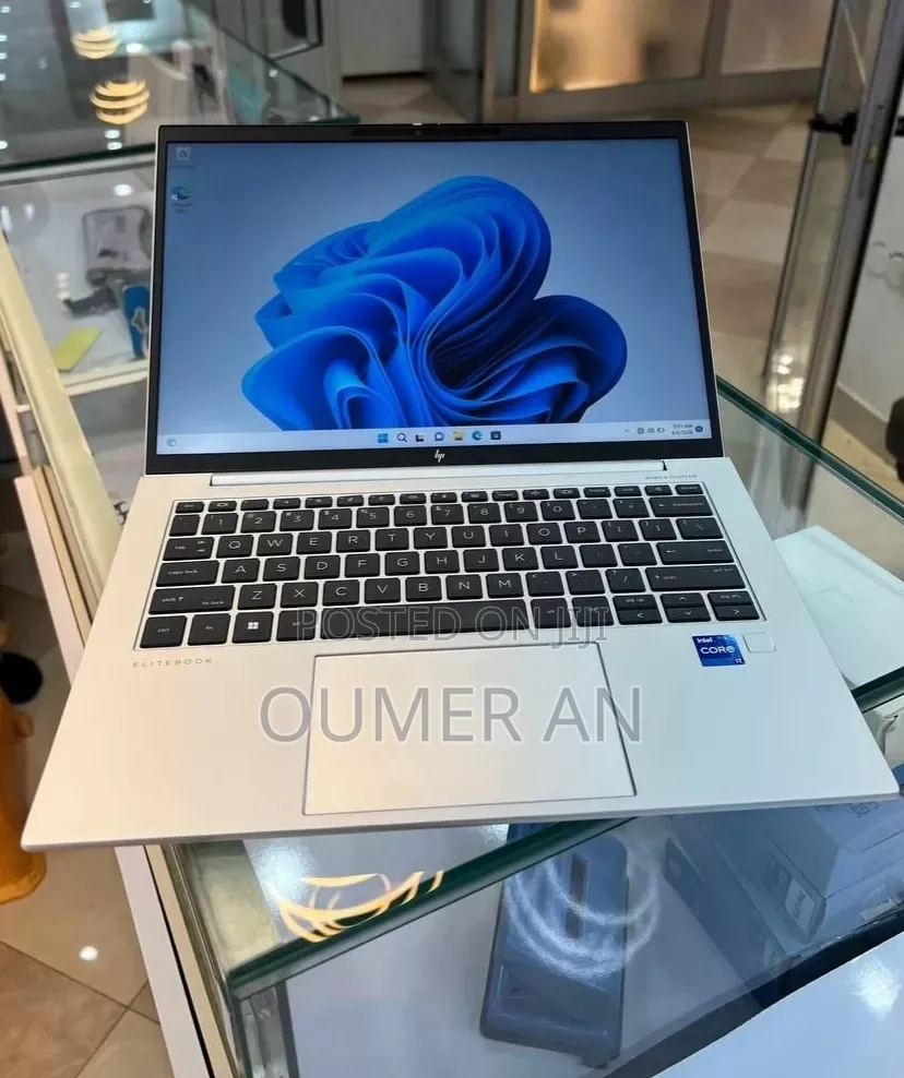 New Laptop HP EliteBook 840 G9 16GB Intel Core i7 SSD 512GB