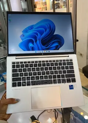 New Laptop HP EliteBook 840 G9 16GB Intel Core i7 SSD 512GB