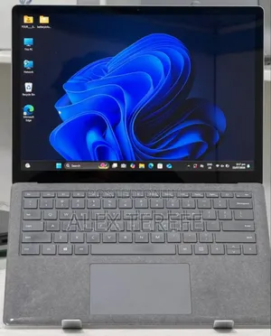 New Laptop Microsoft Surface Laptop 4 16GB Intel Core i7 SSD 512GB