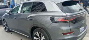 Volkswagen ID.6 2022 Gray