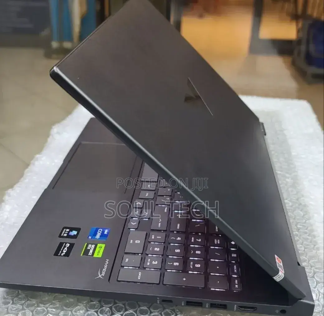 New Laptop HP Victus 16 16GB Intel Core i7 SSD 1T