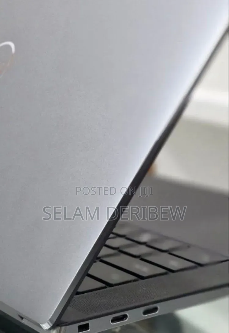 New Laptop Dell Precision 5550 16GB Intel Core i7 SSD 512GB