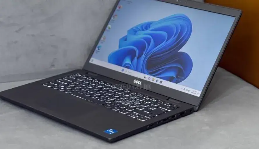 New Laptop Dell Latitude 7420 16GB Intel Core i5 SSD 512GB