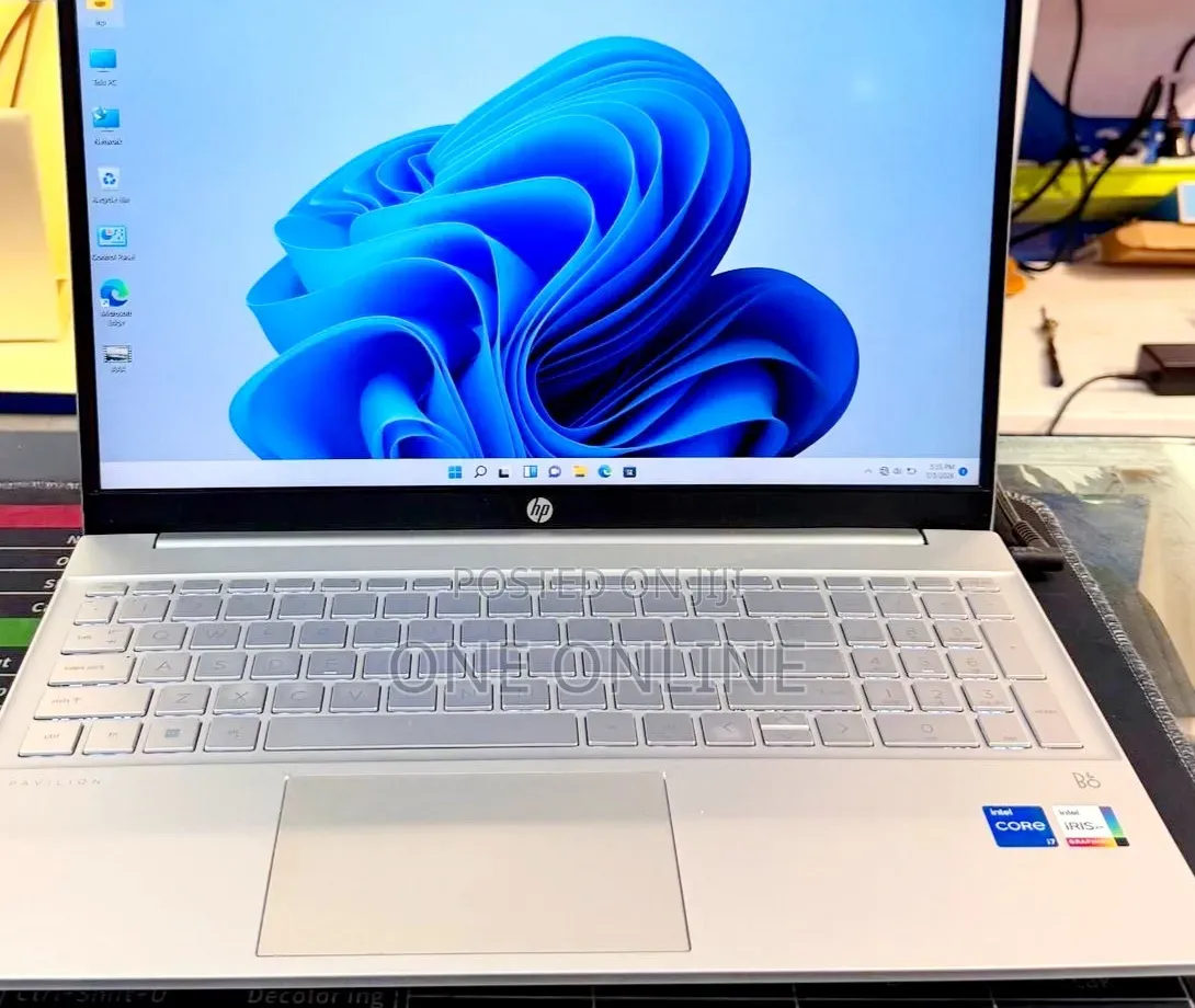 New Laptop HP Pavilion 15 16GB Intel Core i7 SSD 1T