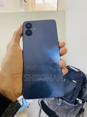 New Samsung Galaxy A06 64 GB Blue