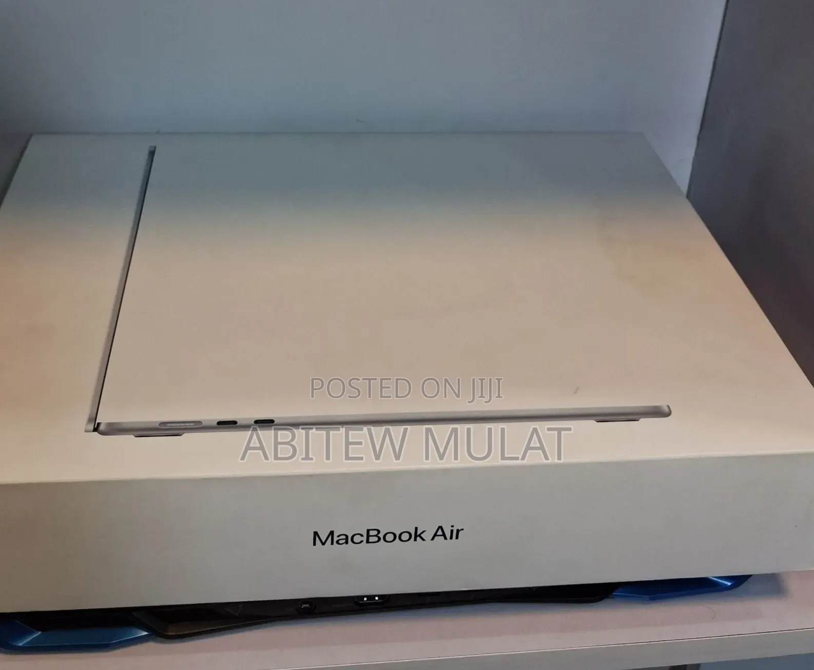 New Laptop Apple MacBook Air 2025 M4 16GB Apple M4 SSD 512GB