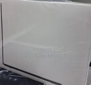 New Laptop Apple MacBook Air 2025 M4 16GB Apple M4 SSD 512GB