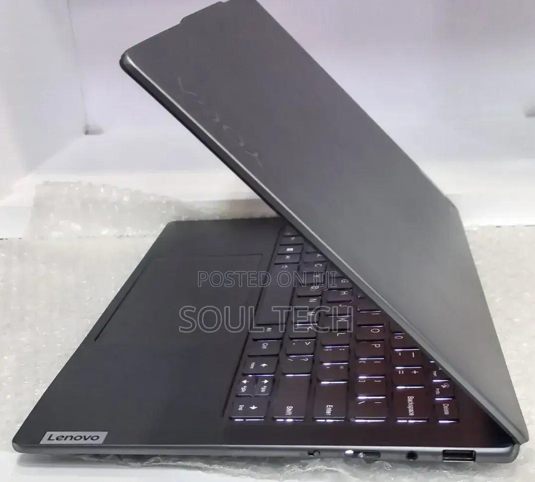 New Laptop Lenovo Yoga 7i 32GB Intel Core i7 SSD 1T