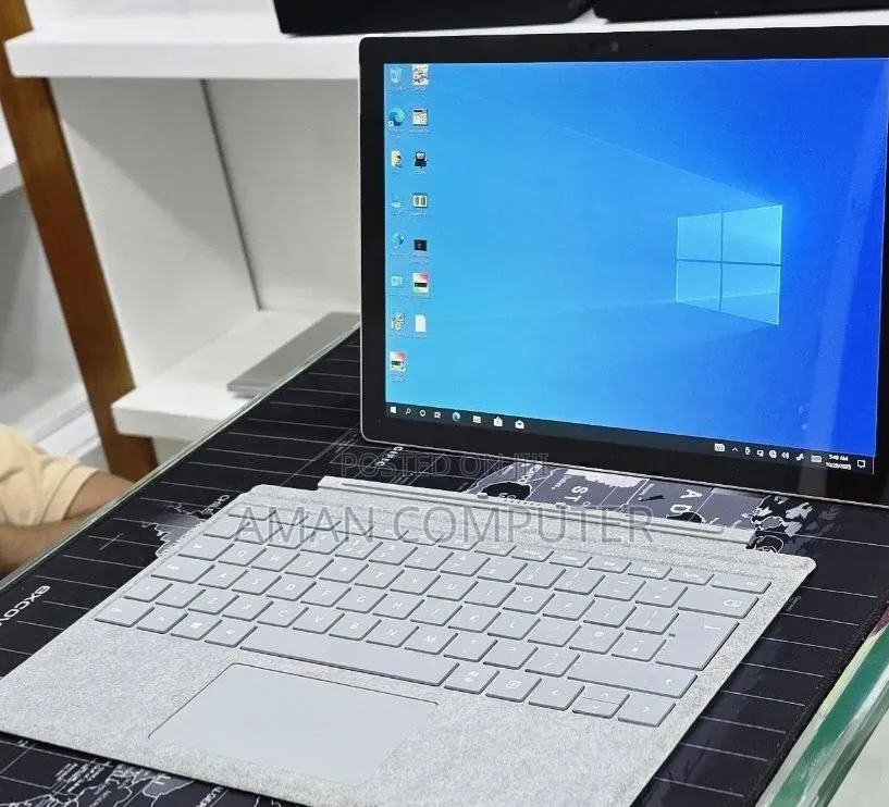 New Laptop Microsoft Surface Pro 6 8GB Intel Core i5 SSD 256GB