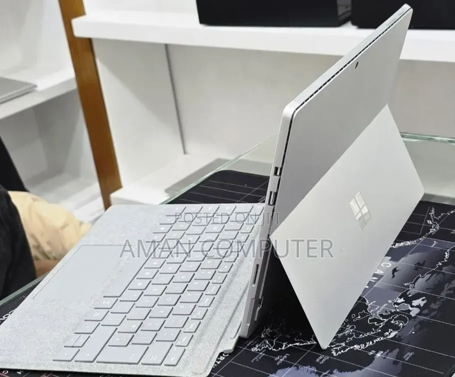 New Laptop Microsoft Surface Pro 6 8GB Intel Core i5 SSD 256GB