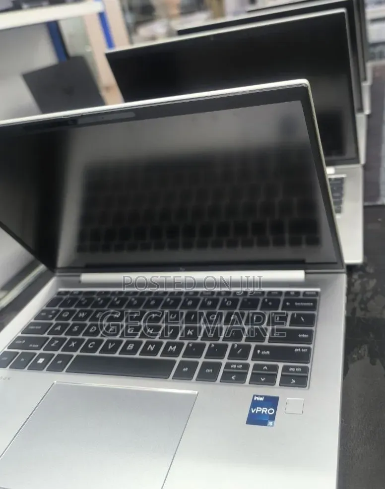 New Laptop HP EliteBook 840 G10 16GB Intel Core i5 SSD 512GB