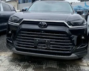 New Toyota Grand Highlander Hybrid 2024 Black