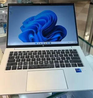 New Laptop HP EliteBook 840 G9 16GB Intel Core i7 SSD 512GB