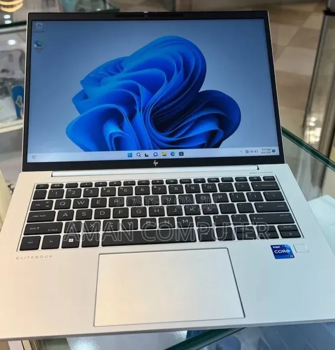 New Laptop HP EliteBook 840 G9 16GB Intel Core i7 SSD 512GB