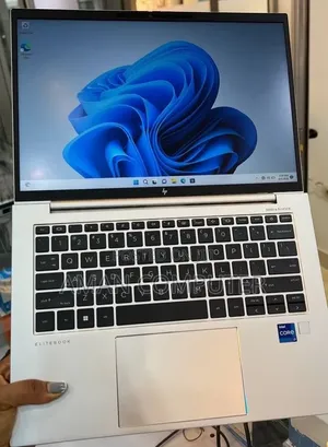 New Laptop HP EliteBook 840 G9 16GB Intel Core i7 SSD 512GB