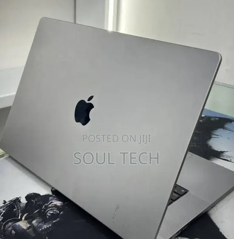 New Laptop Apple MacBook Pro 2021 M1 32GB Apple M1 Max SSD 1T