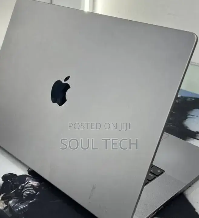 New Laptop Apple MacBook Pro 2021 M1 32GB Apple M1 Max SSD 1T