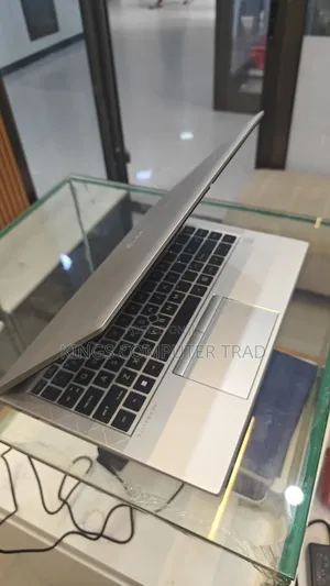New Laptop HP EliteBook 845 G8 16GB AMD Ryzen 5 SSD 512GB
