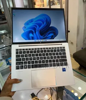 New Laptop HP EliteBook 840 G9 16GB Intel Core i7 SSD 512GB
