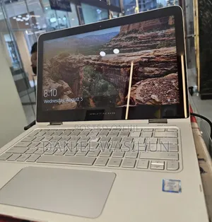 New Laptop HP Spectra 13 8GB Intel Core i5 SSD 256GB